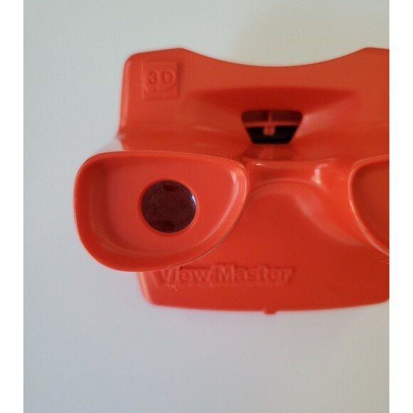 Vintage Red Viewmaster 3D Viewer Toy w Orange Lever Tyco Toys Made in USA - Picture 3 of 7